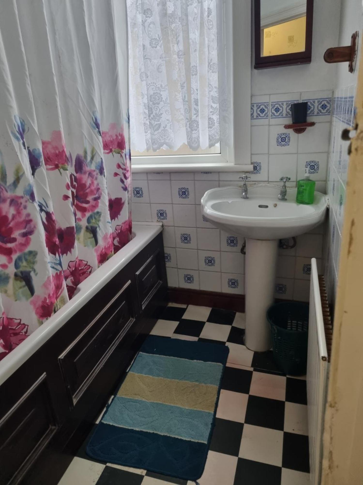 Private Rooms In Croydon London Thornton Heath エクステリア 写真