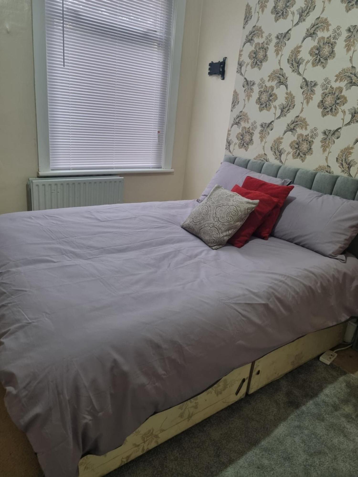 Private Rooms In Croydon London Thornton Heath エクステリア 写真